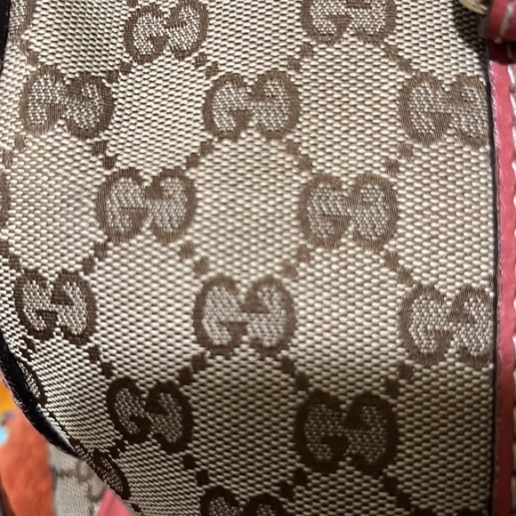 Authentic Gucci Bag - Picture 3 of 9